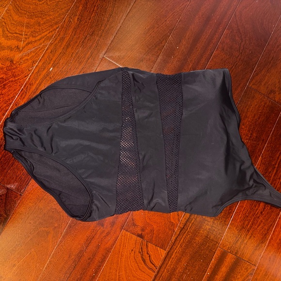 Worn once mesh swim suit - Picture 3 of 4